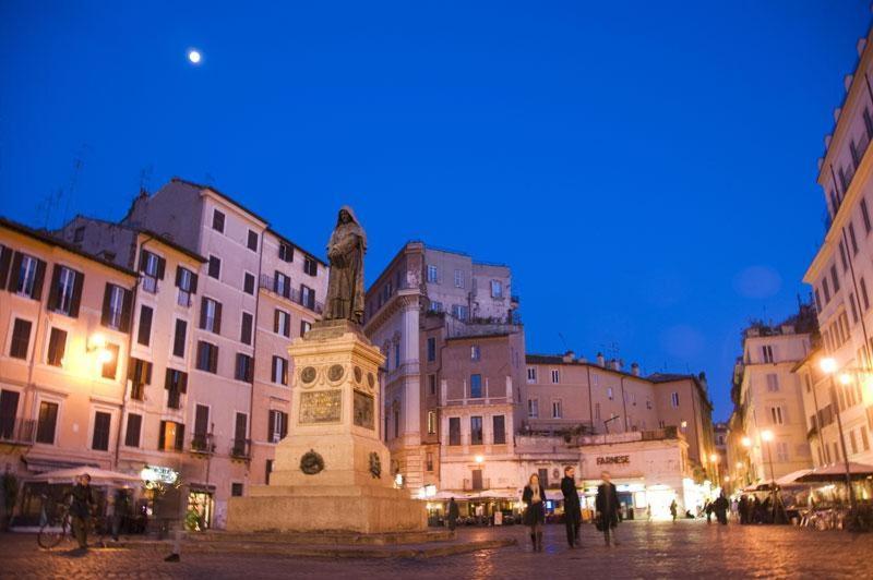Casa Vacanze Campo de' Fiori Roma Esterno foto